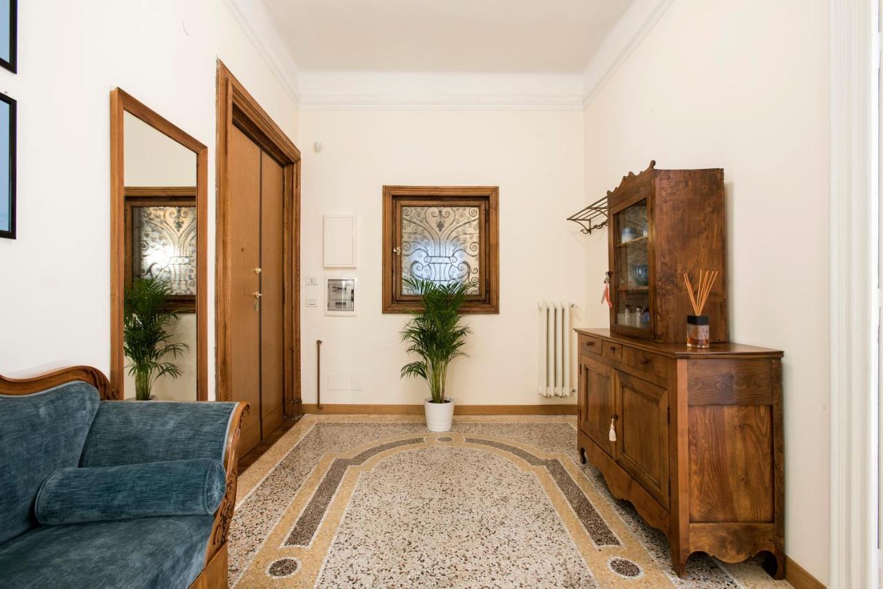 Flat Two Apartment Rome Bagian luar foto